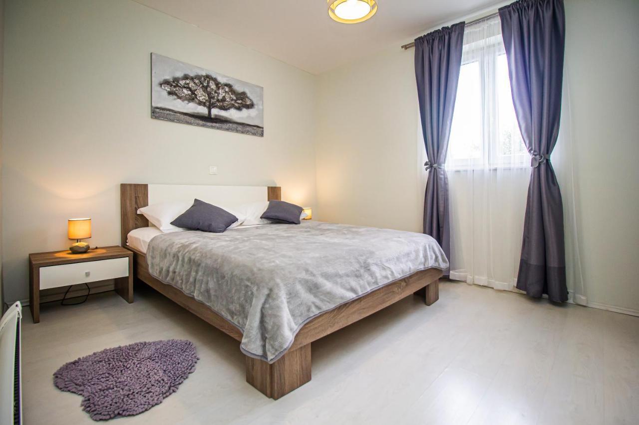 Vila Rozarija Трогир Экстерьер фото