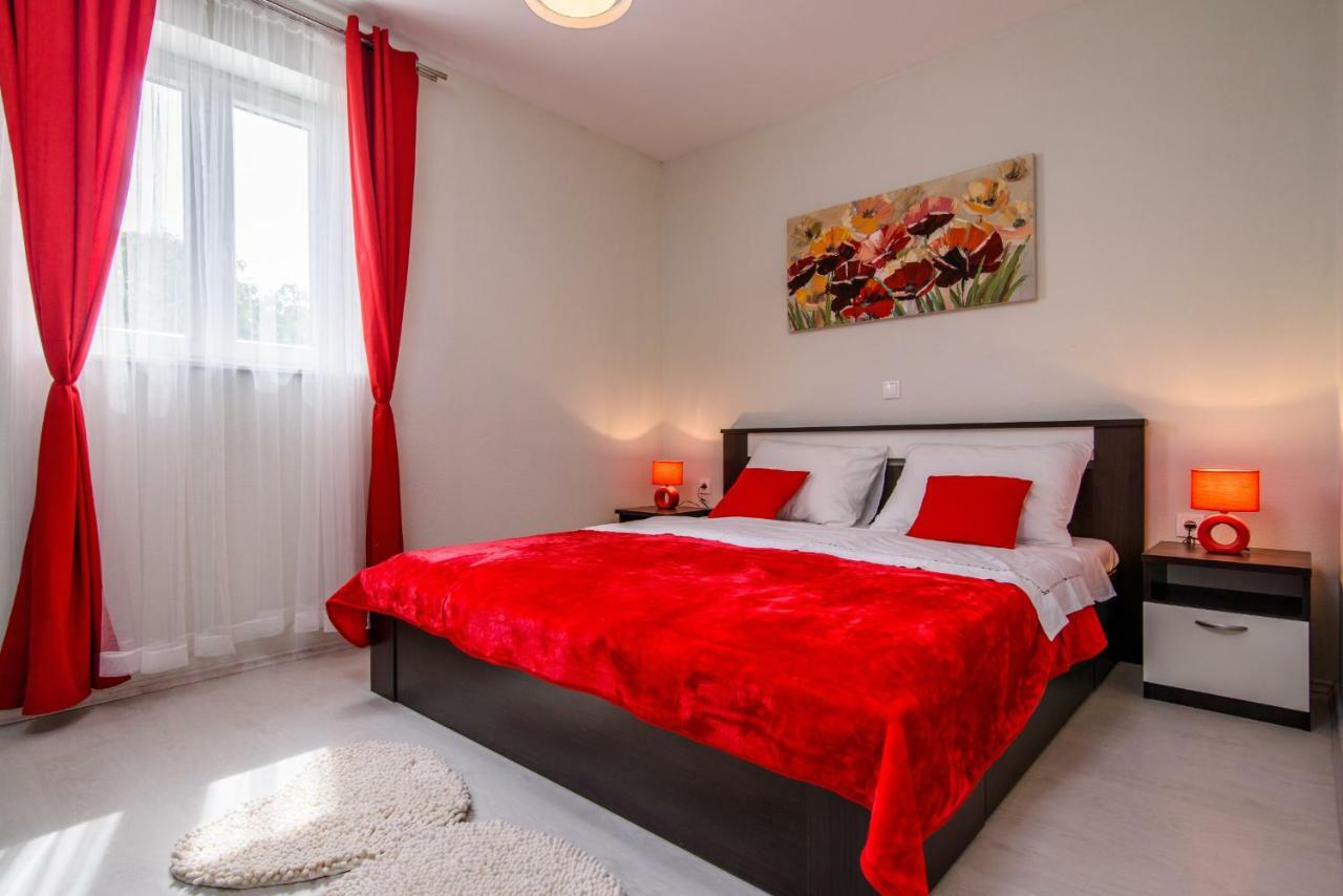 Vila Rozarija Трогир Экстерьер фото